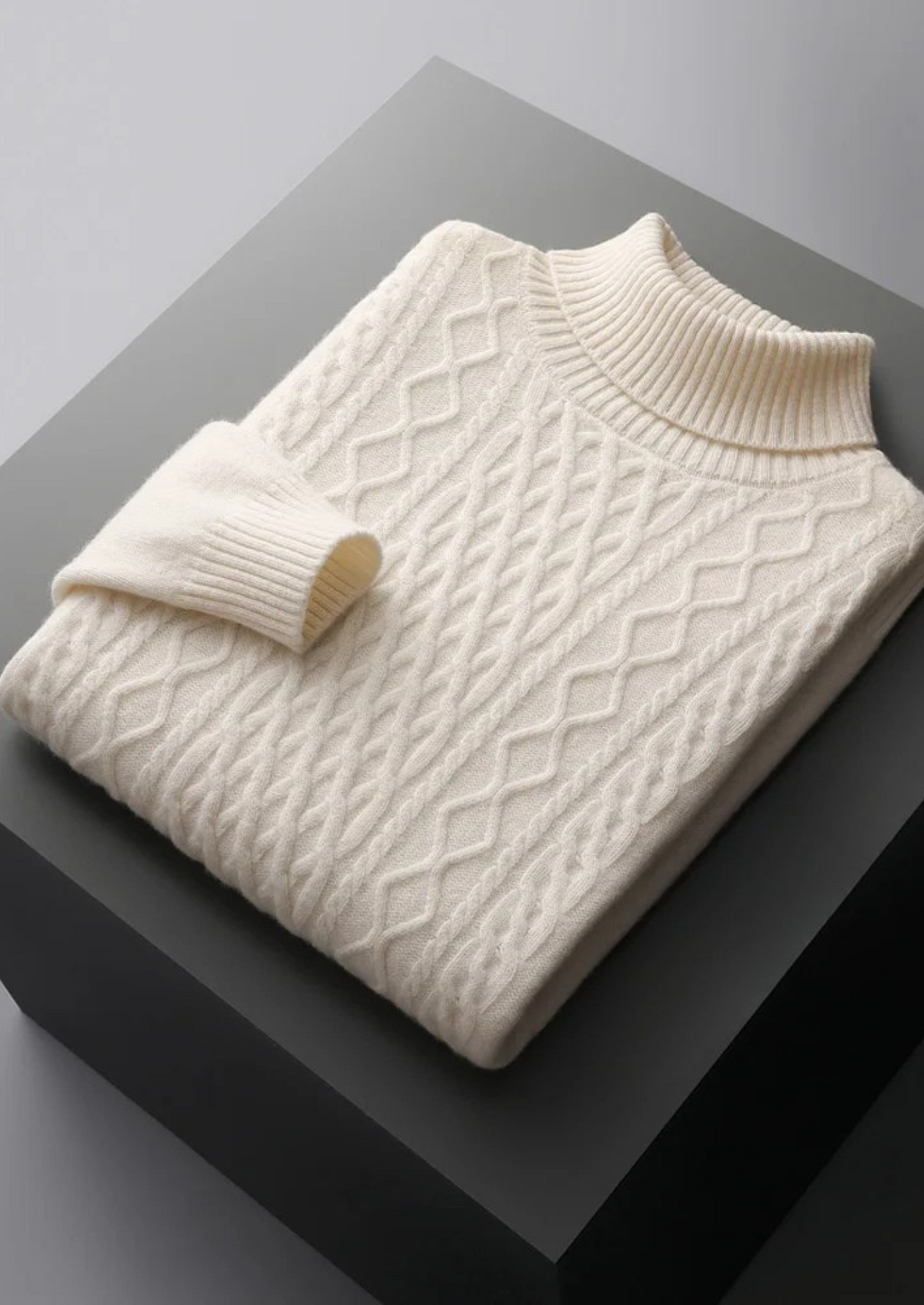 PURE EXTRA-FINE MERINO WOOL WINTERTIME ROLLNECK
