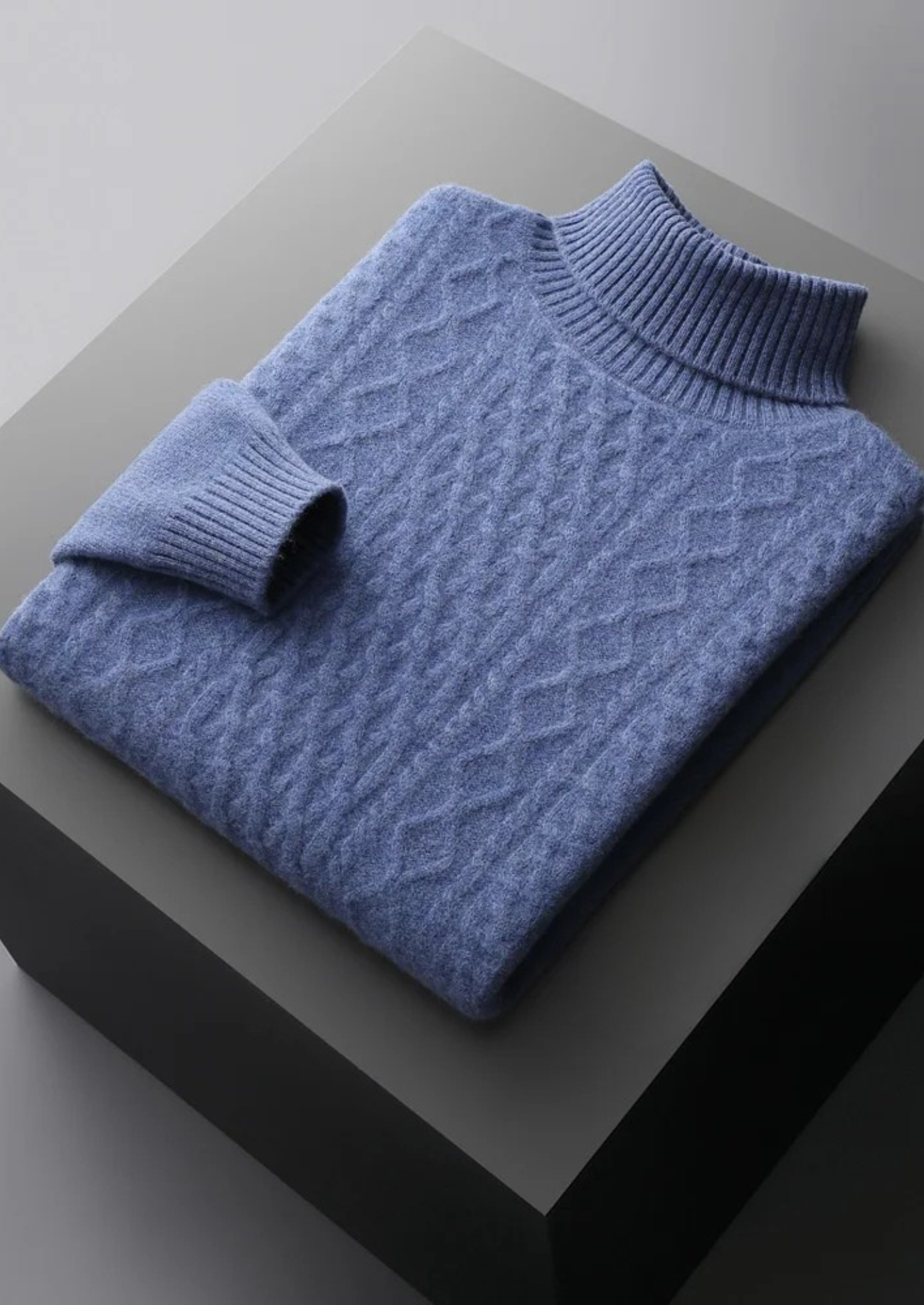 PURE EXTRA-FINE MERINO WOOL WINTERTIME ROLLNECK
