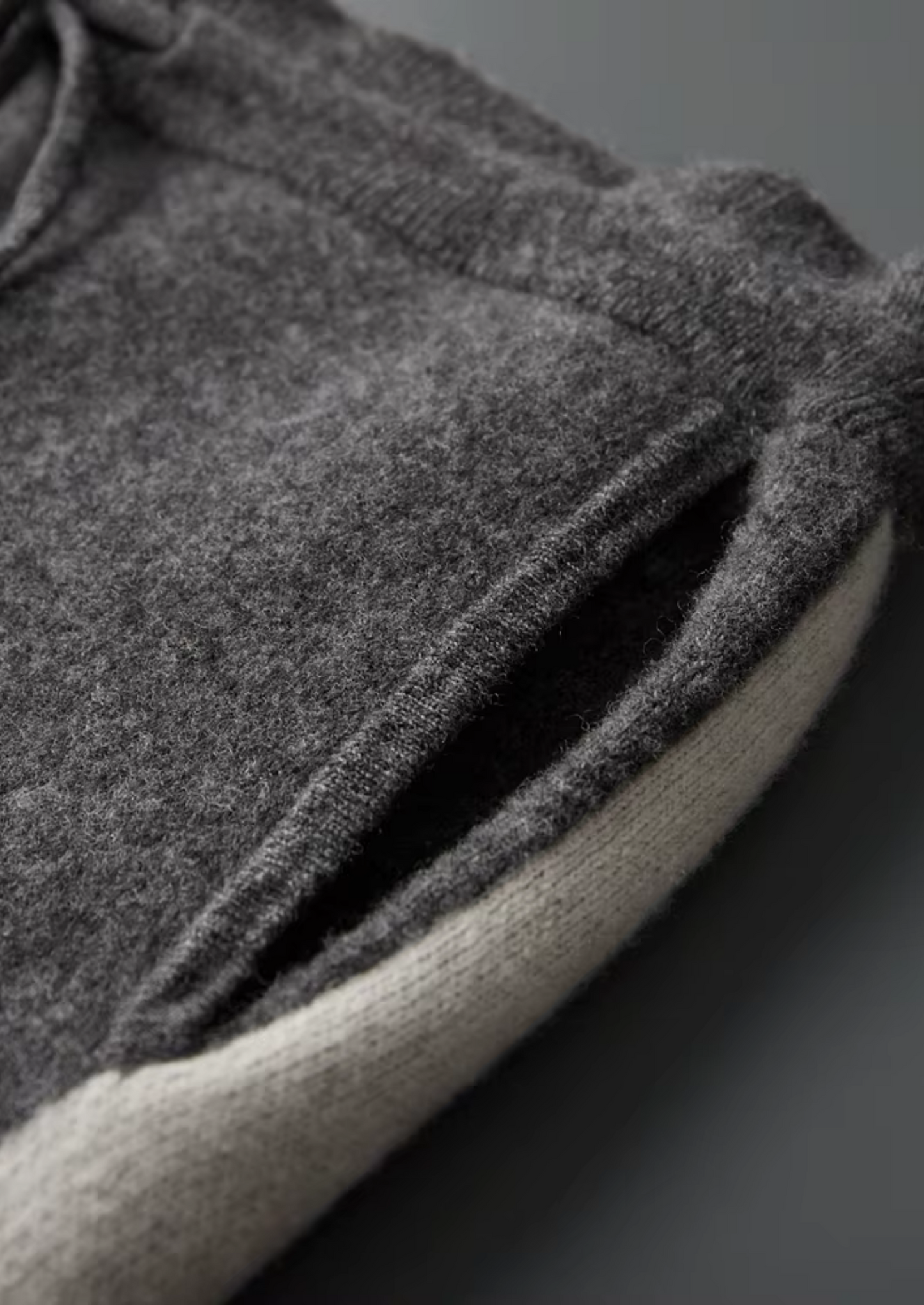 PURE EXTRA-FINE MERINO WOOL WIDE LEISURE TROUSERS