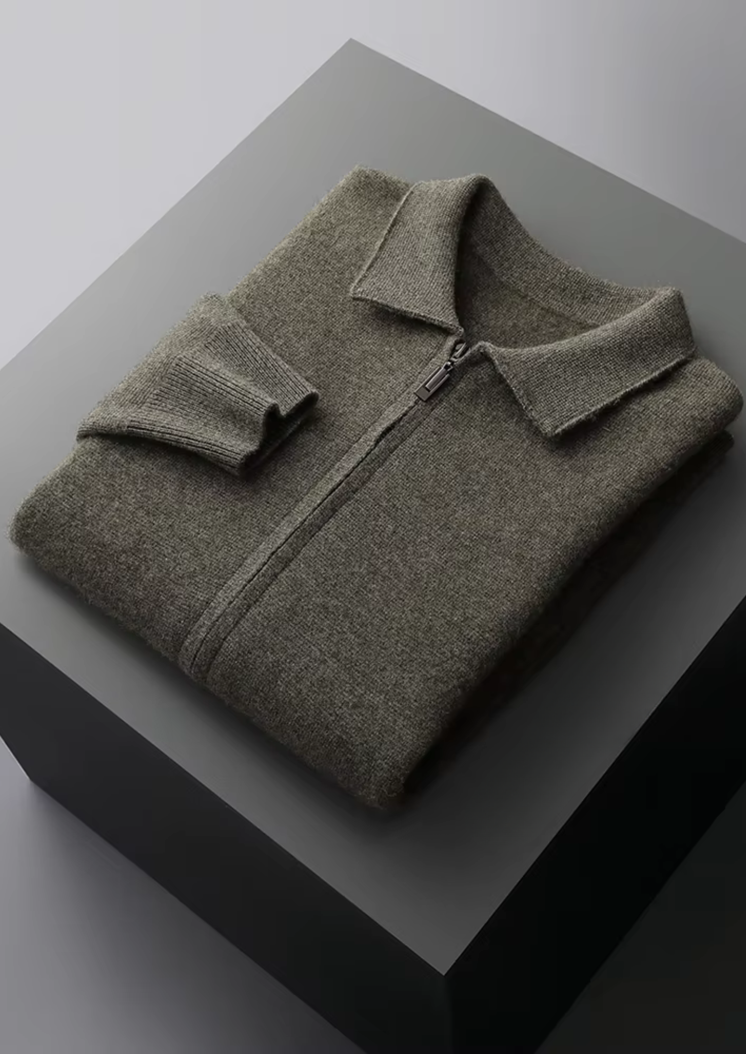 PURE EXTRA-FINE MERINO WOOL ZIP POLO CARDIGAN